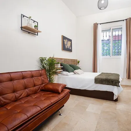 アパート Central Studio Apartment *