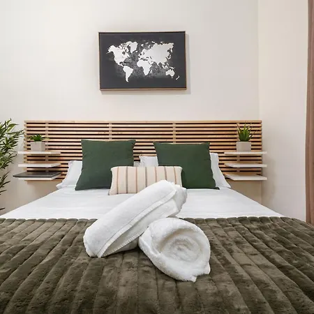 Central Studio Apartment