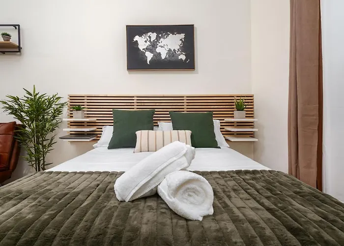 Central Studio Apartment